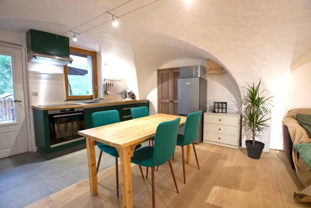 Апартаменти * Calme Et Cozy *Wifi*Vue Imprenable* Puy-Saint-Andre Екстер'єр фото